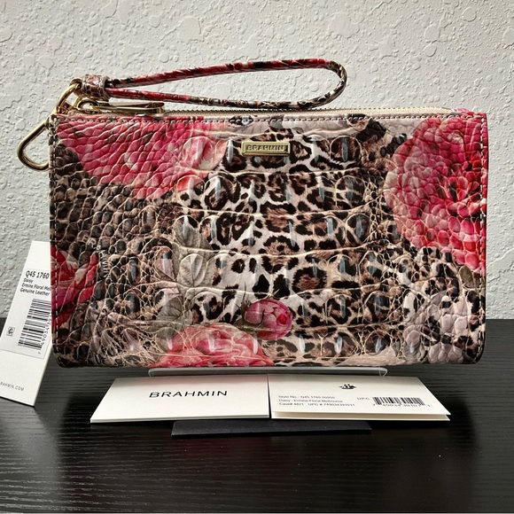 Brahmin ERMINE FLORAL MELBOURNE Daisy Wristlet Clutch Cosmetic Bag NWT - Picture 1 of 7